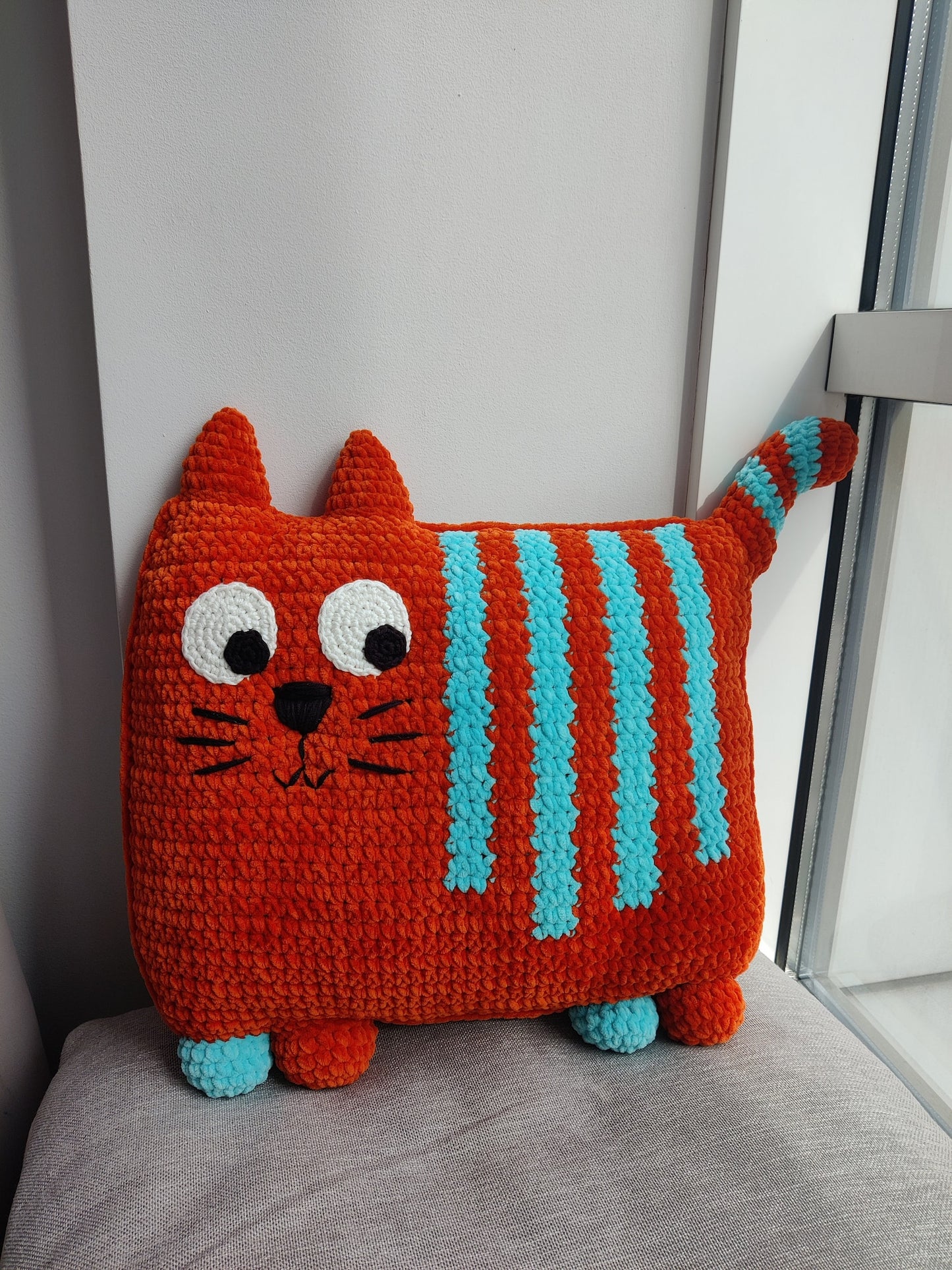 Cat Pillow Crochet Pattern