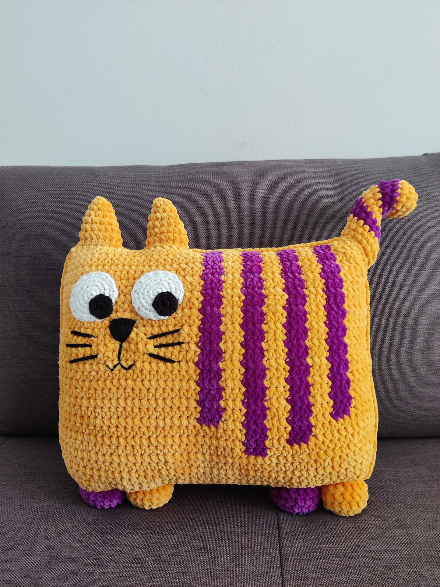 Cat Pillow Crochet Pattern