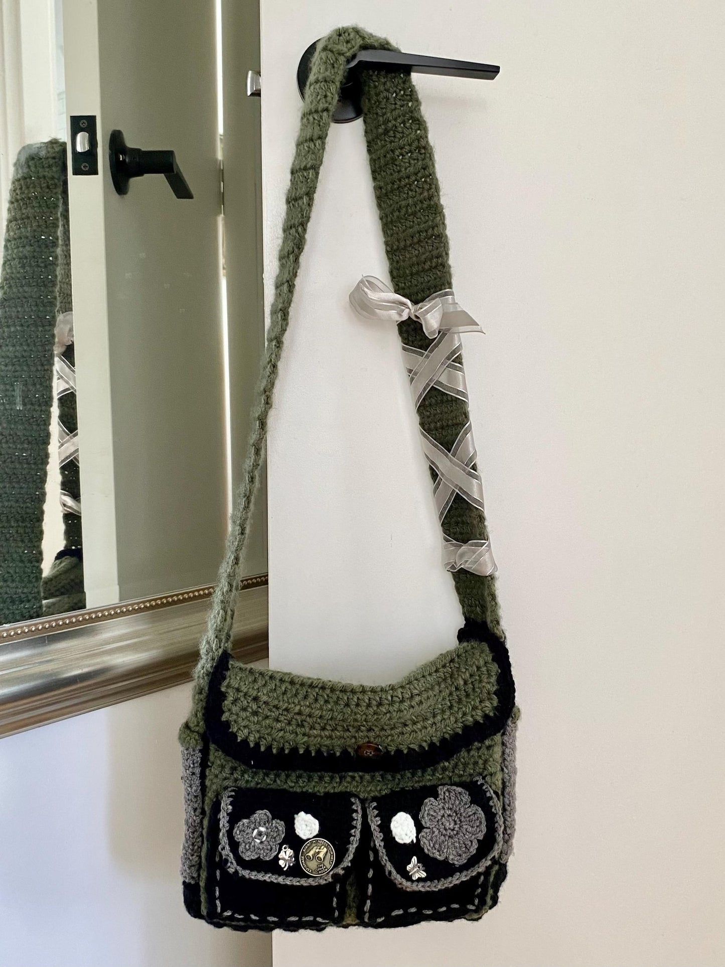 Everyday Messenger Bag – Crochet Pattern
