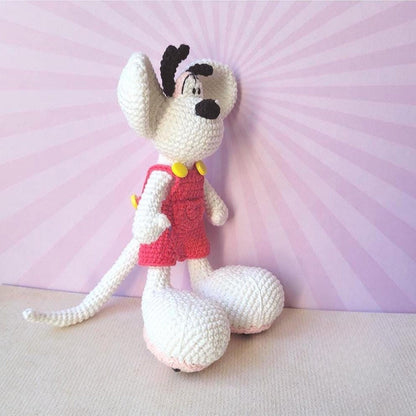 Lovely Mouse Amigurumi Crochet Pattern