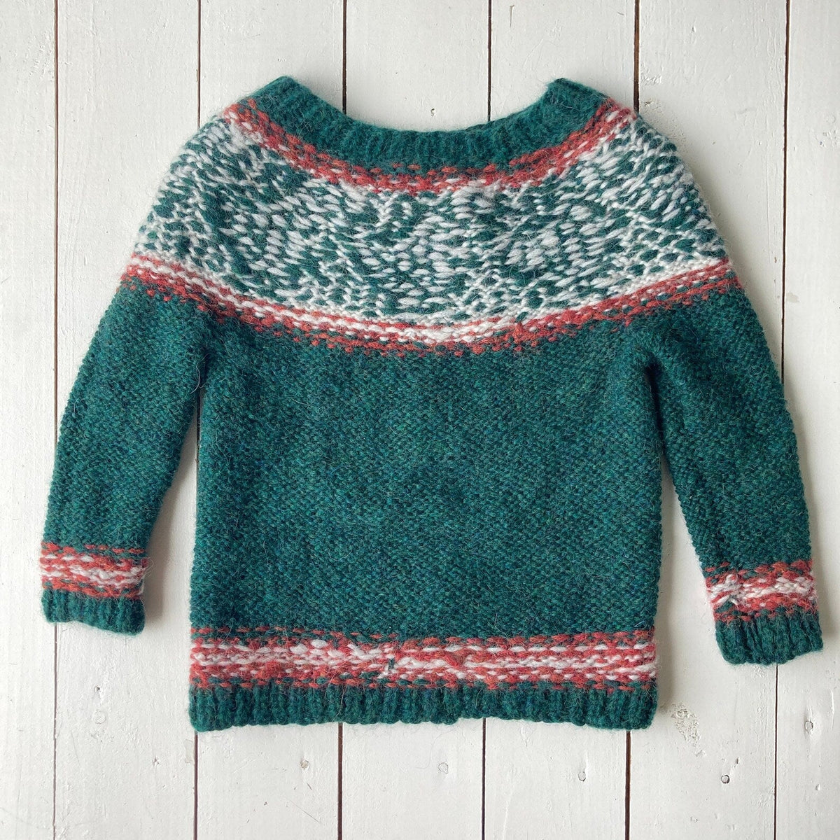 Cozy Dino Sweater Knitting Pattern