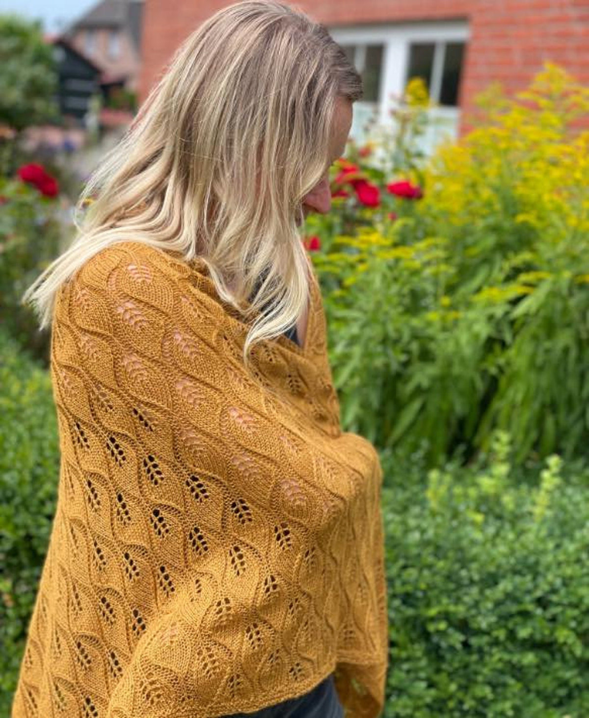Leafy Charm Shawl  Knitting Pattern