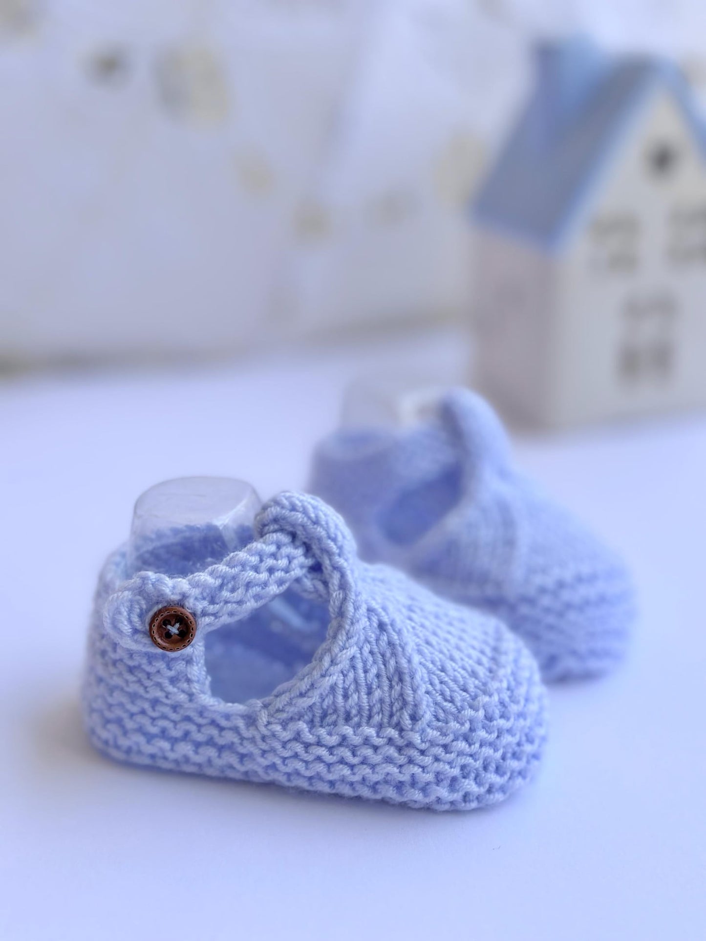 Newborn Booties Knitting Pattern
