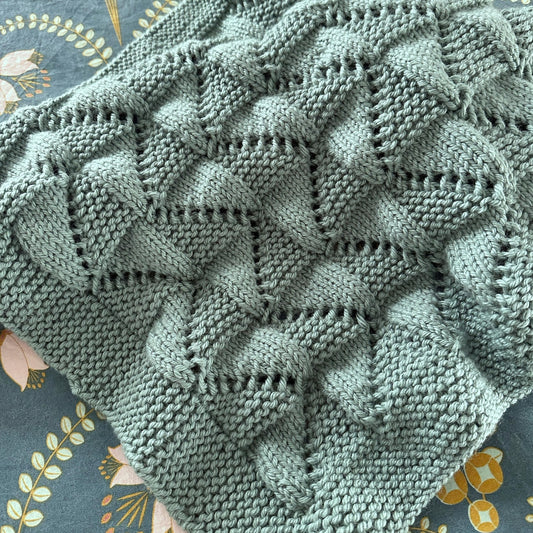 Cozy Zig-Zag Baby Blanket Knitting Pattern