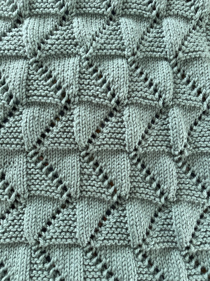 Cozy Zig-Zag Baby Blanket Knitting Pattern