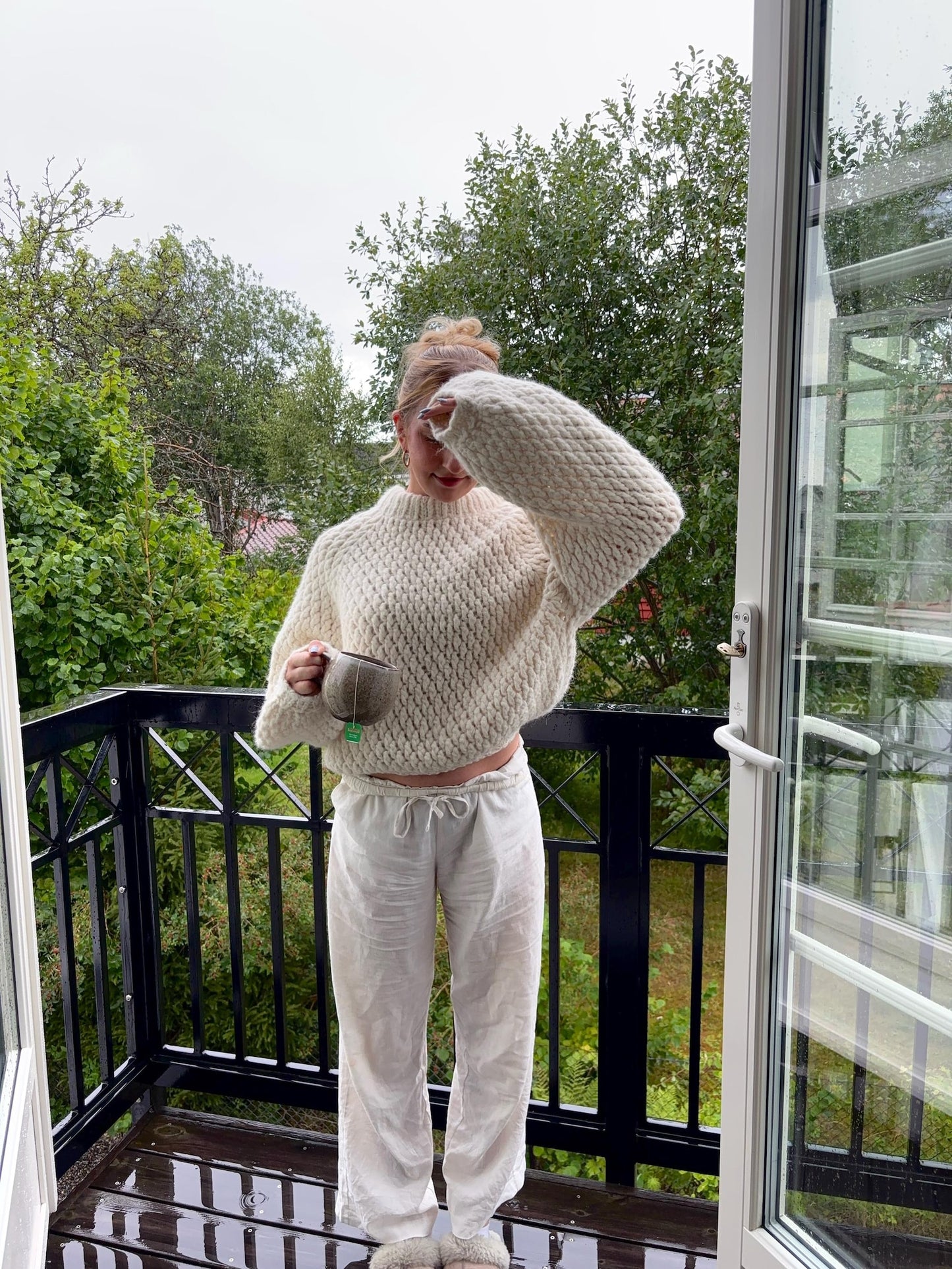 Snowdrift Sweater Crochet Pattern