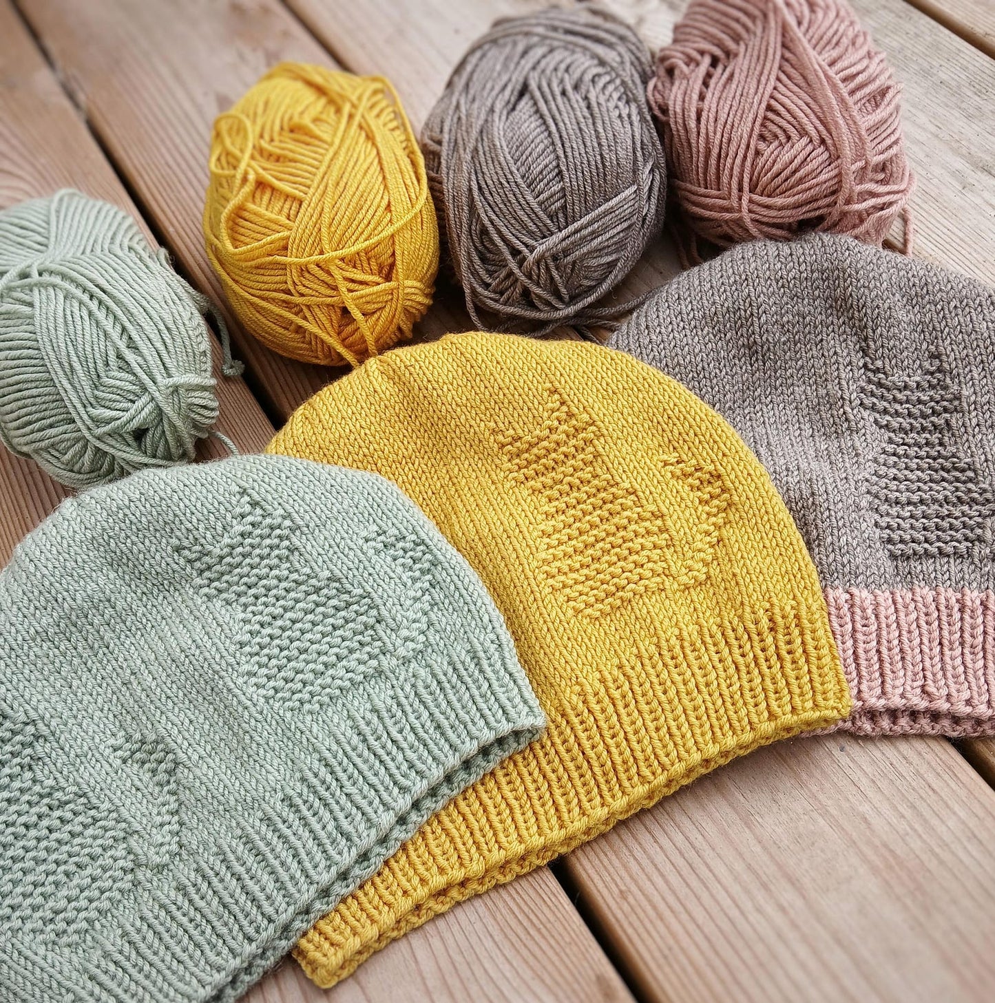 Cozy Cat Family Hat Knitting Pattern