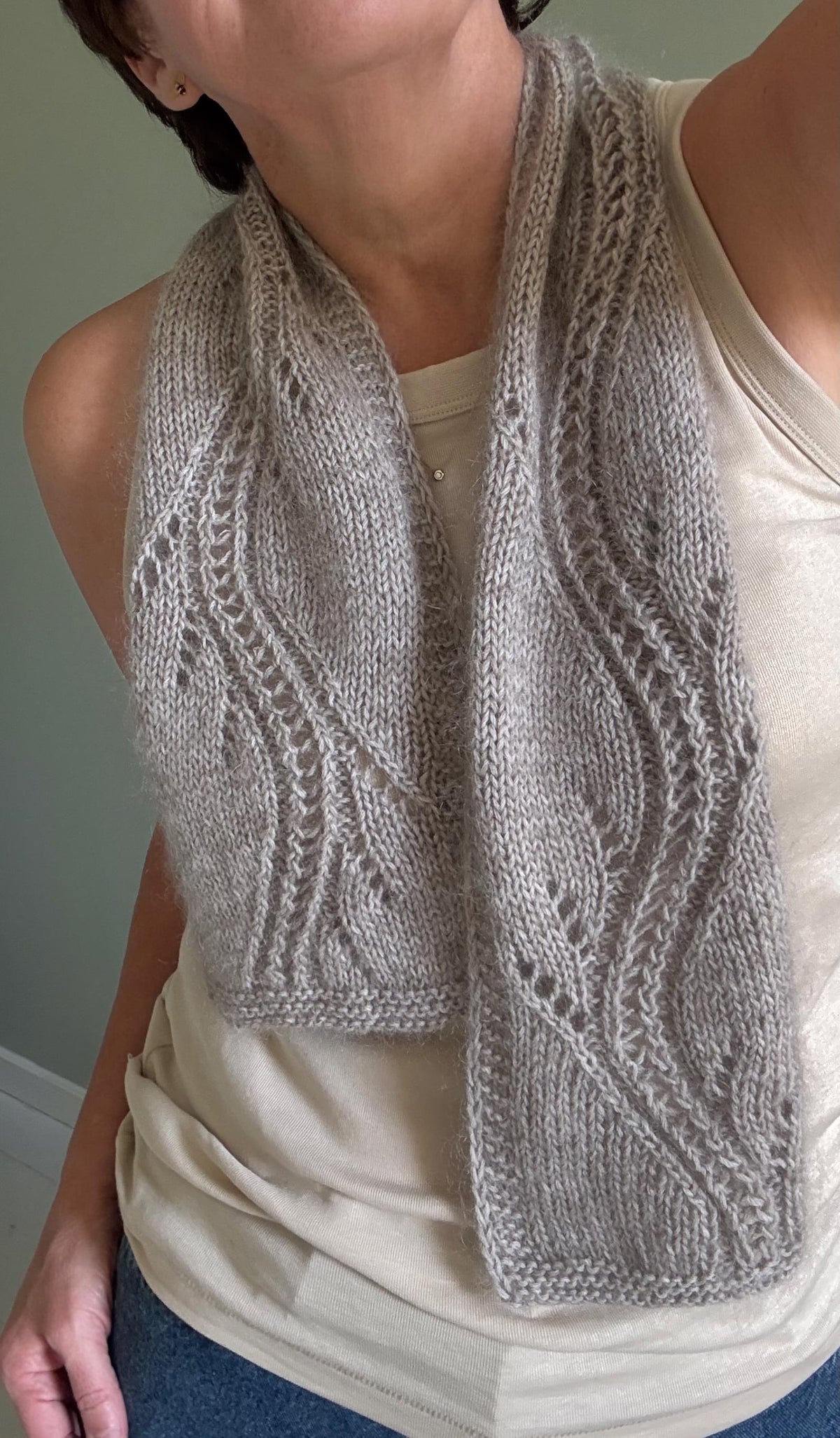 Honey Hug Scarf Knitting Pattern