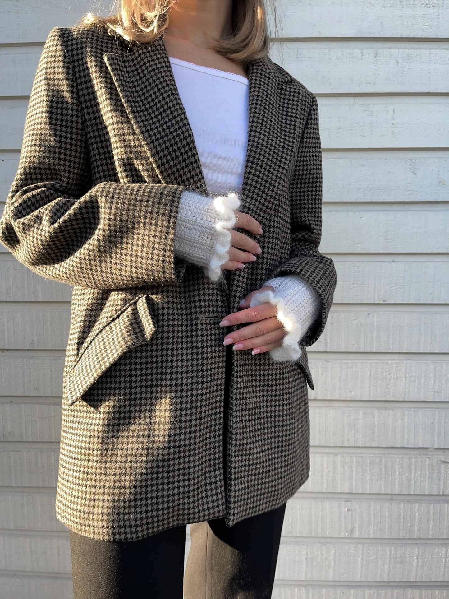 Pretty Ruffle Warmers Crochet Pattern