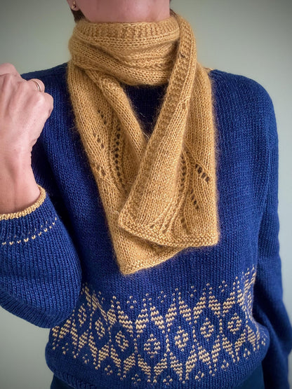 Honey Hug Scarf Knitting Pattern