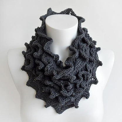Cozy Ruffle Cowl Knitting Pattern