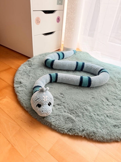 Cuddly Snakey- Crochet Pattern