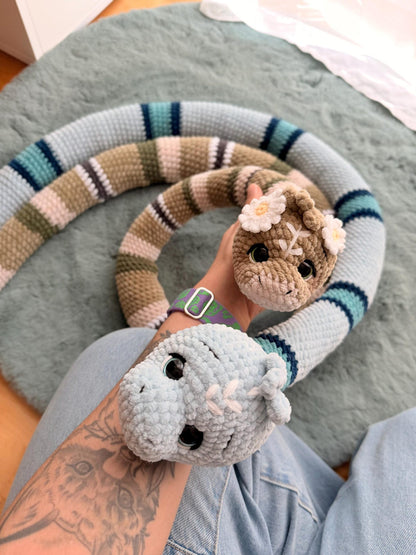 Cuddly Snakey- Crochet Pattern
