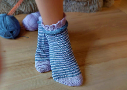 Cozy Shorties Socks Knitting Pattern