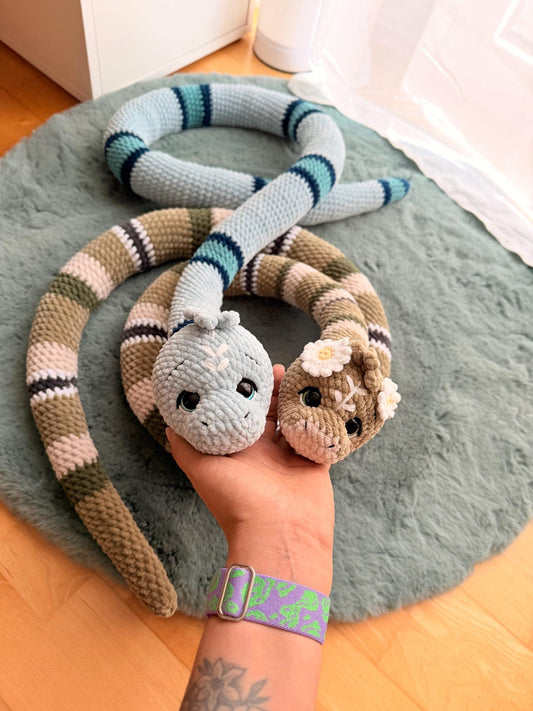 Cuddly Snakey- Crochet Pattern