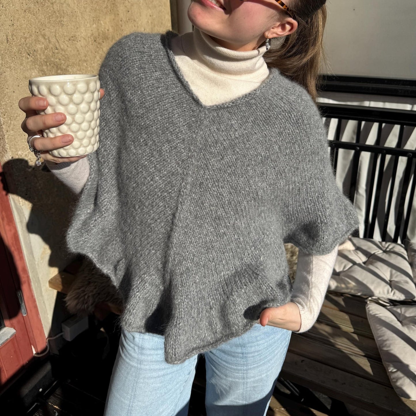 Ruffle Edge Poncho - Knitting Pattern