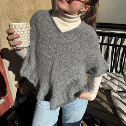 Ruffle Edge Poncho - Knitting Pattern