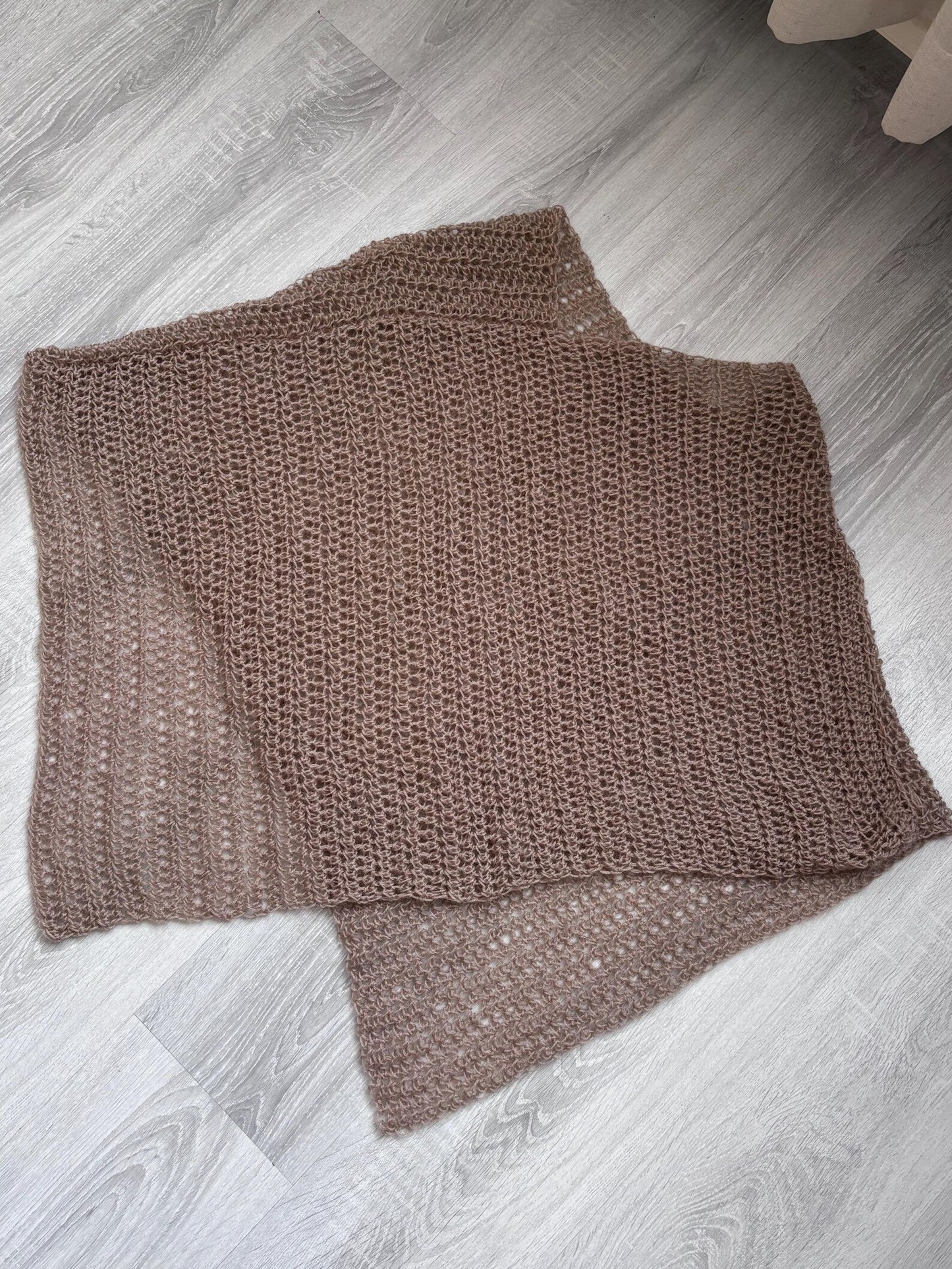 Willow Breeze Poncho - Crochet Pattern