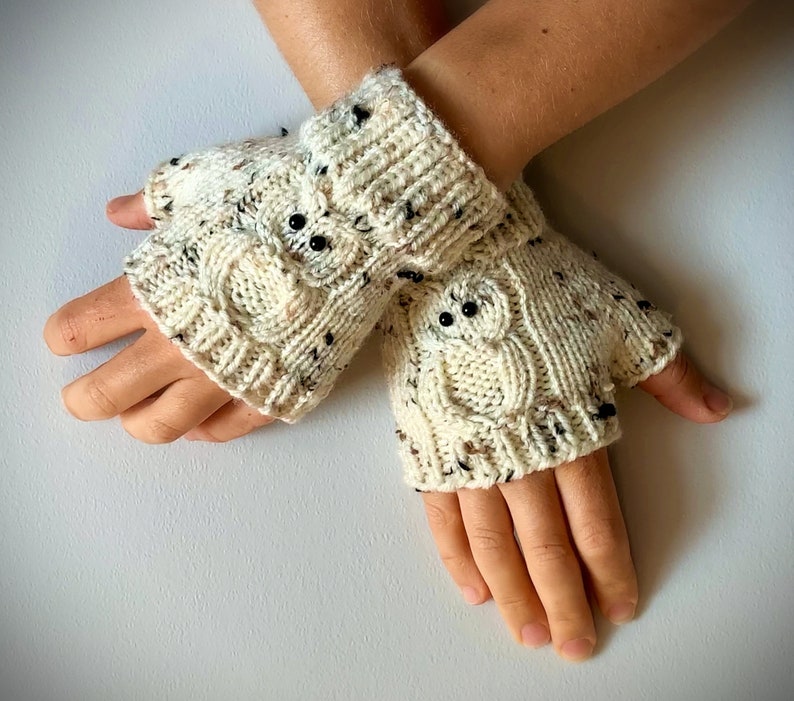 Knitting Pattern - Owl Fingerless Gloves