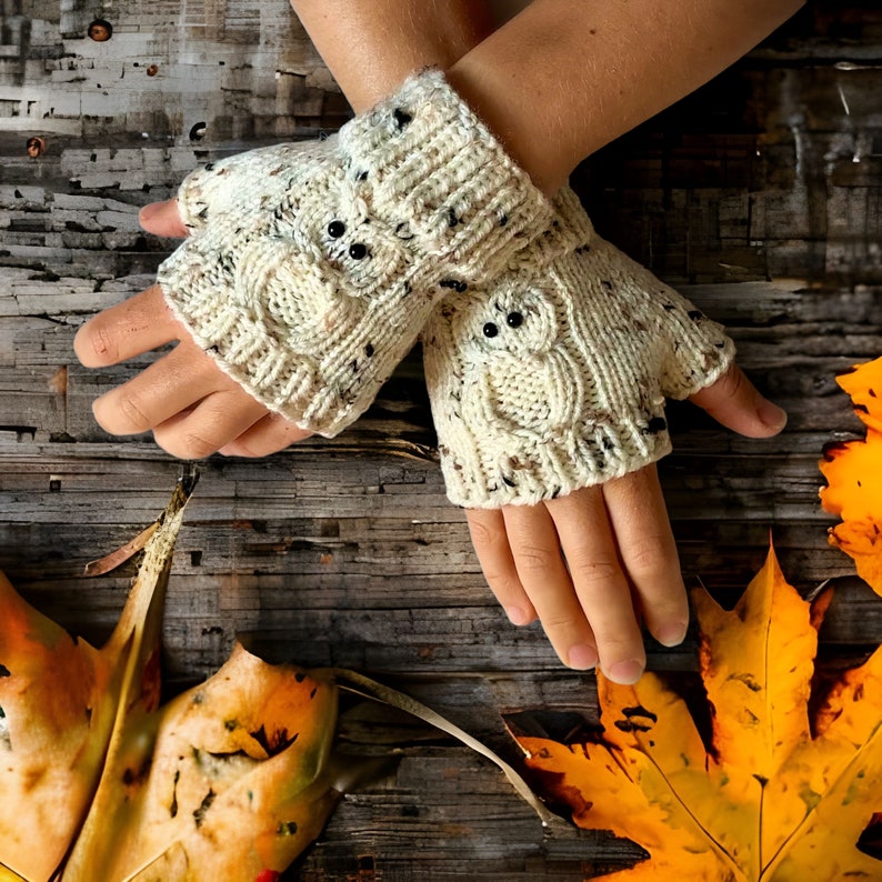 Knitting Pattern - Owl Fingerless Gloves